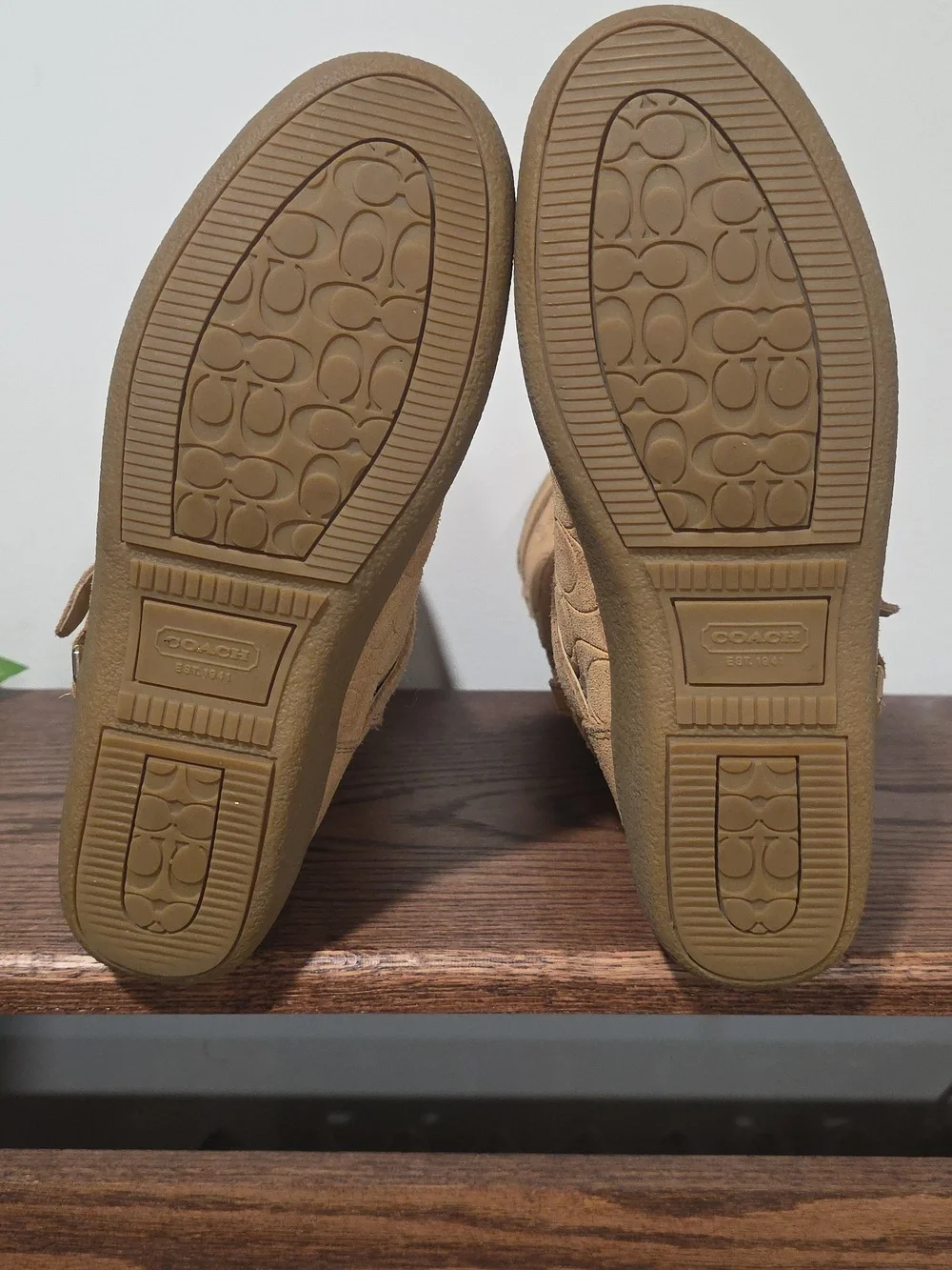 Coach Thelma Tan Embossed Signatue C Pullon Boots Womens 8 - Picture 7 of 10